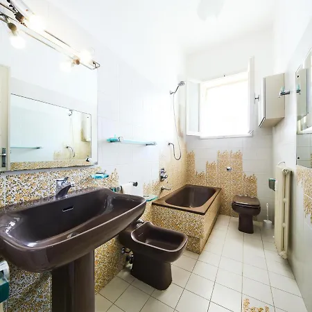 Lorena Flat * 佛罗伦萨