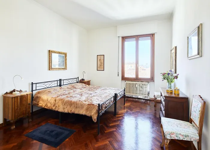 Lorena Flat By Charming Italy Tour