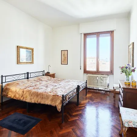 Lorena Flat By Charming Italy Tour
